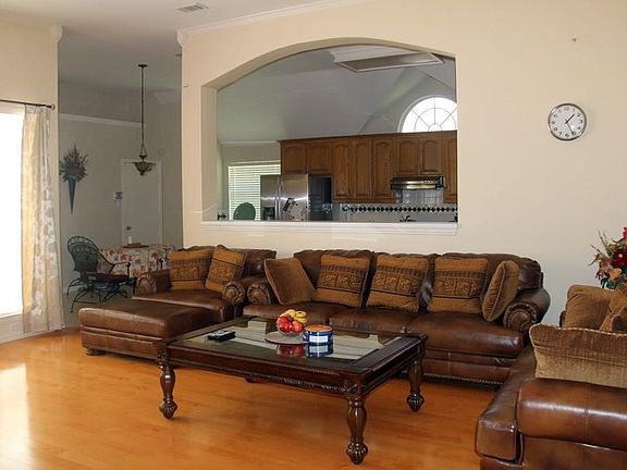 2nd image of 4116 N Eastleigh Dr