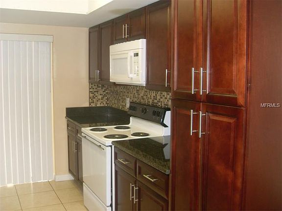 3rd image of 95 E Marbrisa Way