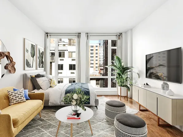 133 West 22nd Street image 1 of 8