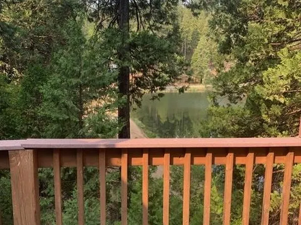488 Mauna Kea Dr, Arnold, CA 95223