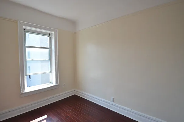 Rented by CITY SKYLINE REALTY INC | media 26