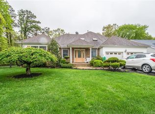 710 Meadow Ln, Forked River, NJ 08731