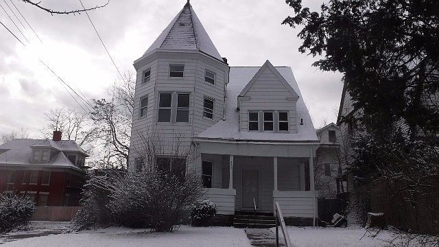1st image of 299 McGregor Ave