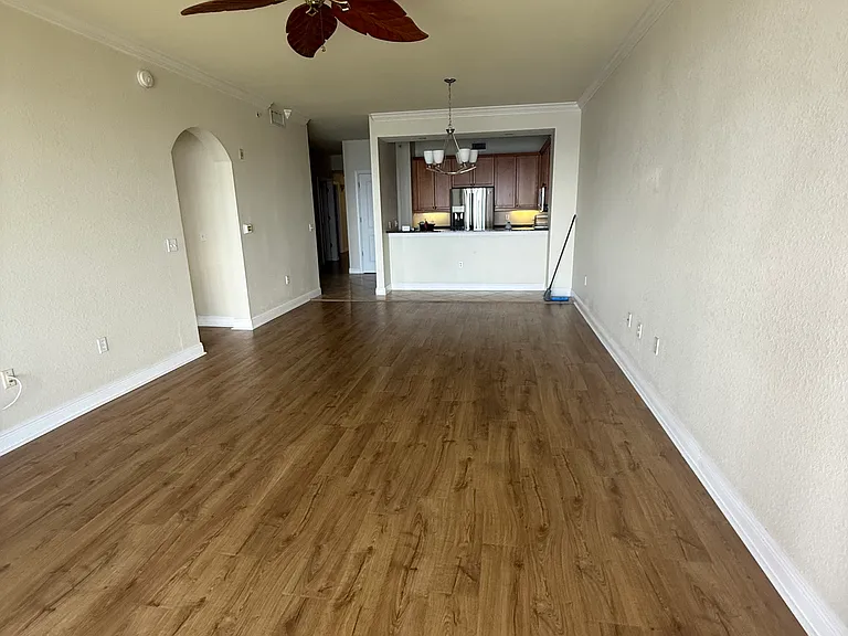 5116 Melbourne St #B-105 — Photo 13