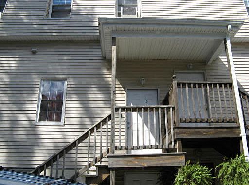 2nd image of 2 Stoughton Street Pl #2