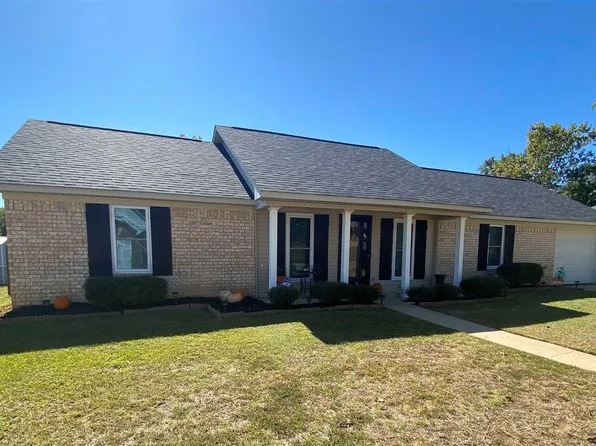13 Pecan Valley Cir, Nash, TX 75569
