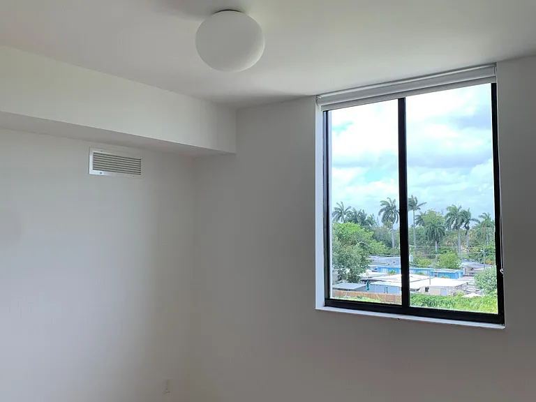 11209 Biscayne Blvd — Photo 6