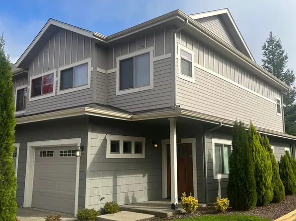 1201 Scolaire Dr, Grants Pass, OR 97526