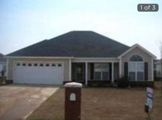 213 Melvina Dr, Warner Robins, GA