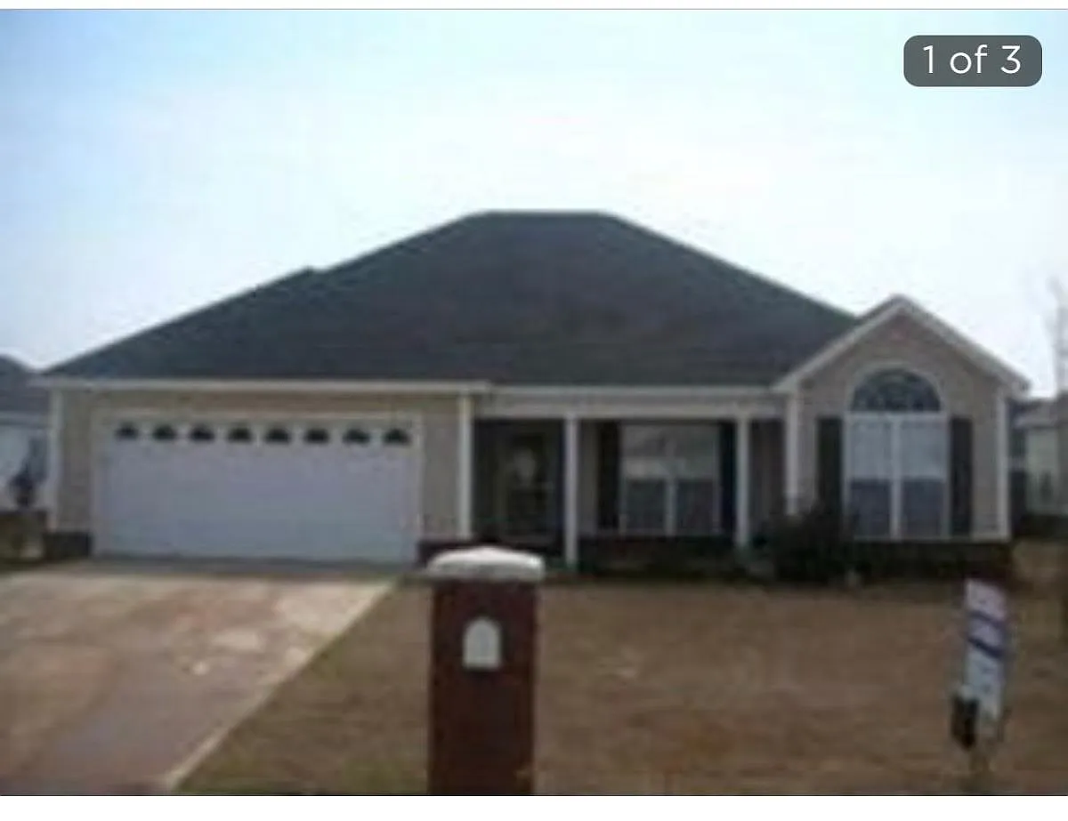 213 Melvina Dr photo 1