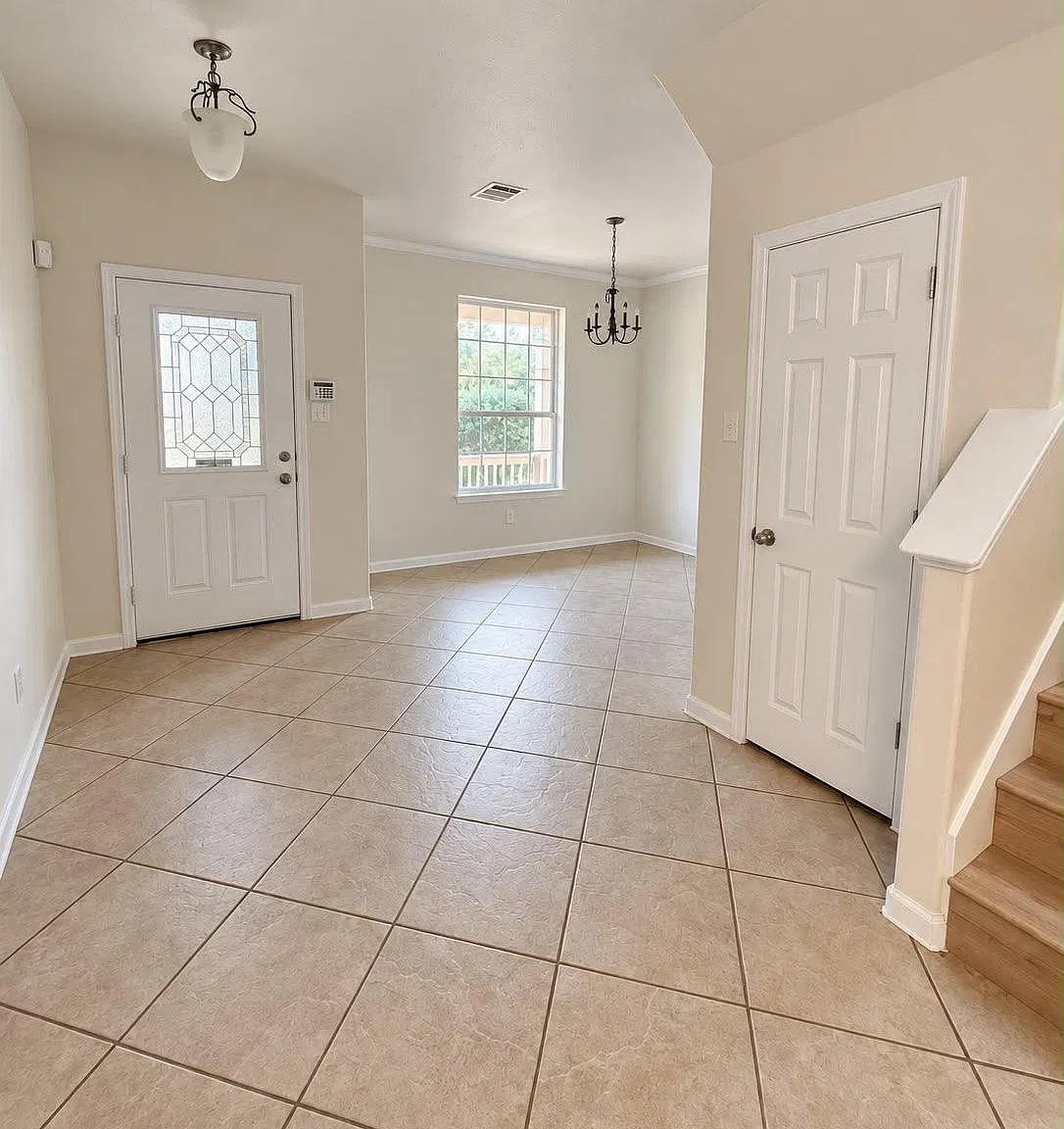 3 bed, 2.5 bath, 2232 sqft, $2,250 — Photo 4
