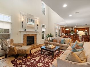 14 Carriage Ln, Wakefield, MA 01880