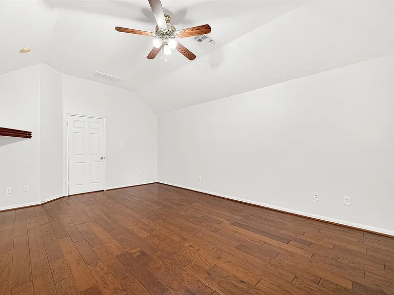 94 S Regan Mead Cir — Photo 28