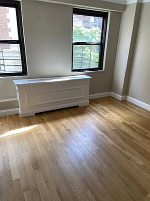 Rented by UES Management | media 16