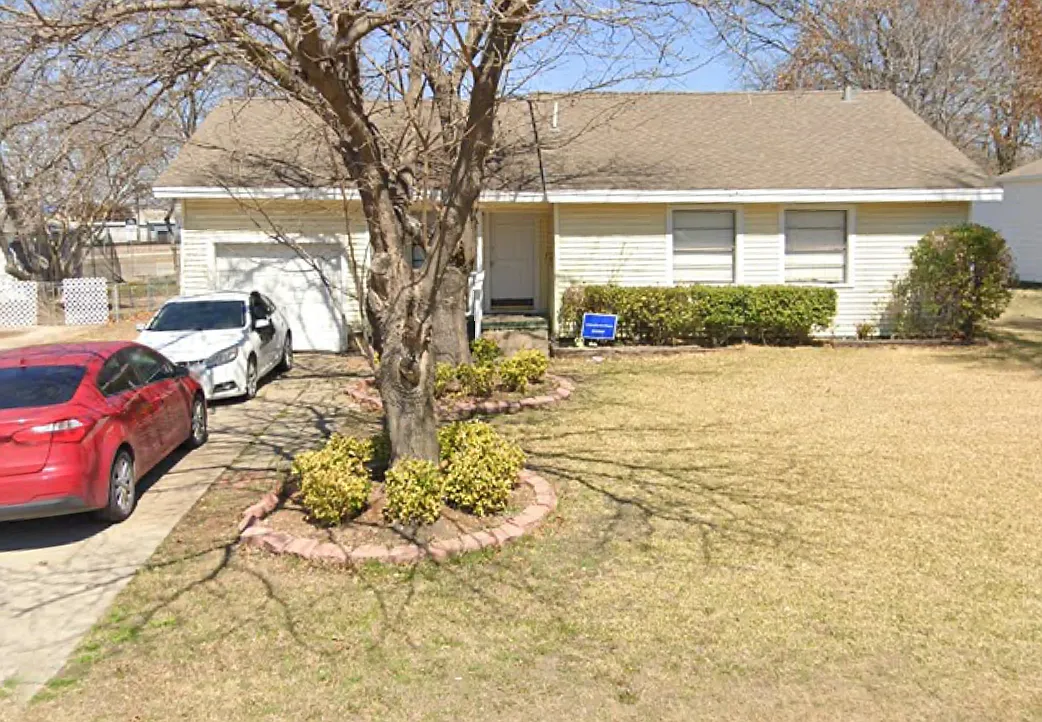2 bed, 1300 sqft, $1,395 — Photo 1