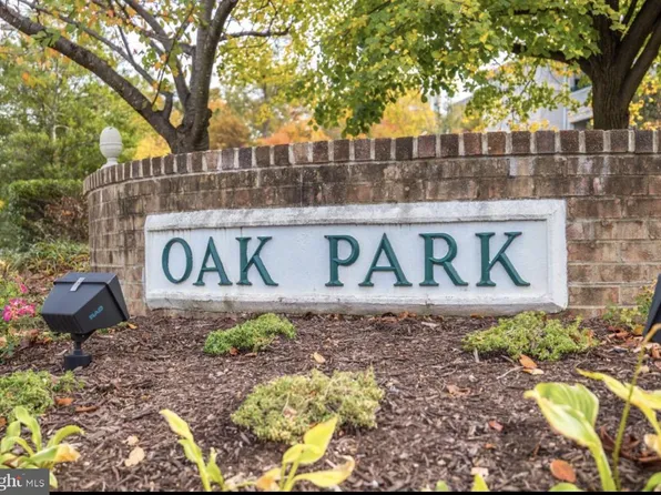 12004 Taliesin Pl APT 15, Reston, VA 20190