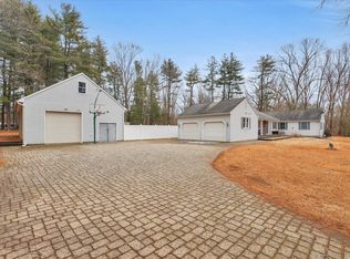395 Dunham St, Southington, CT 06489