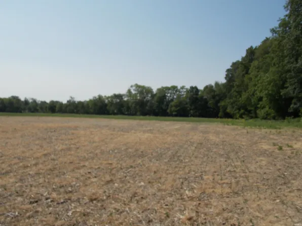 7400 Schlatter Rd, Leo, IN 46765