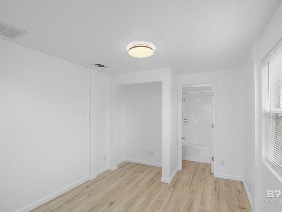 5th image of 17622 Brewer Rd