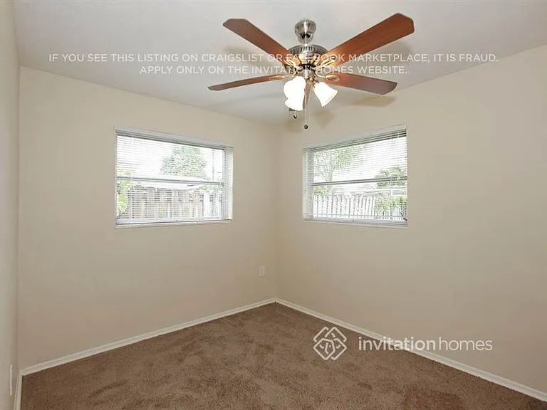 8407 NW 26th St — Photo 11