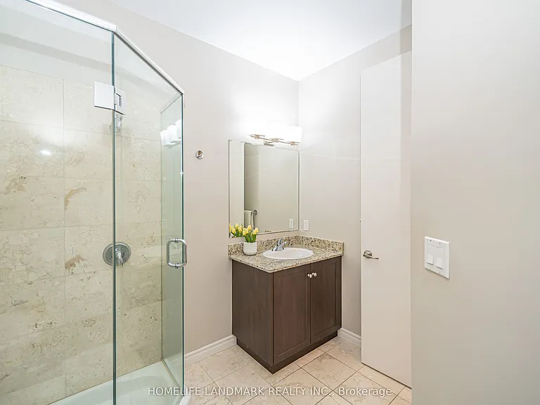 223 Erb St W #501 — Photo 8