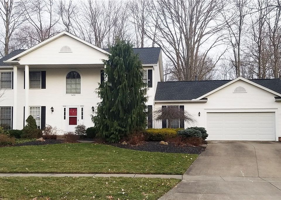 1st image of 1431 River Trail Dr