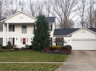 1431 River Trail Dr, Kent, OH 44240
