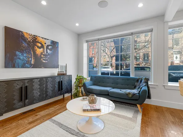 366 Gates Ave #1A, Brooklyn, NY 11216