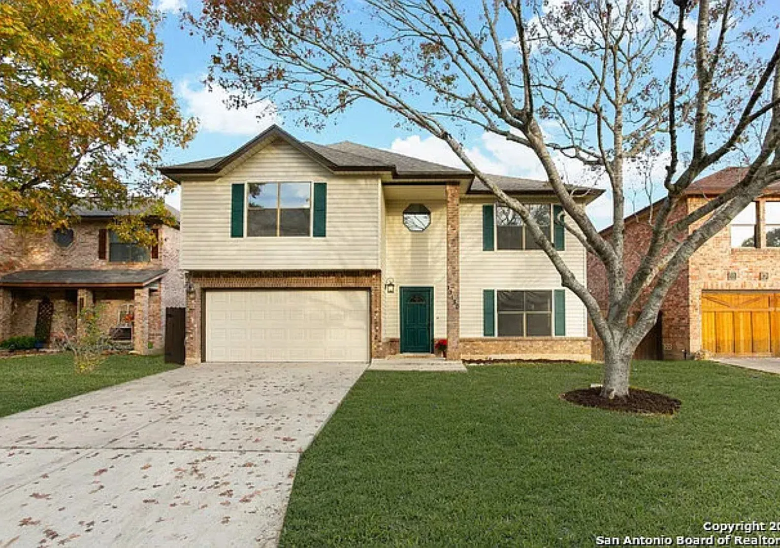 Welcome home to this charming two-story home nestled in the highly desirable Regency Meadow — Photo 1