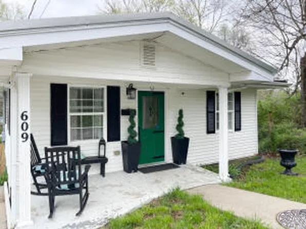 609 January Ct, Paris, KY 40361