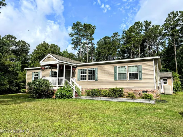 699 Pond Road, Rocky Point, NC 28457