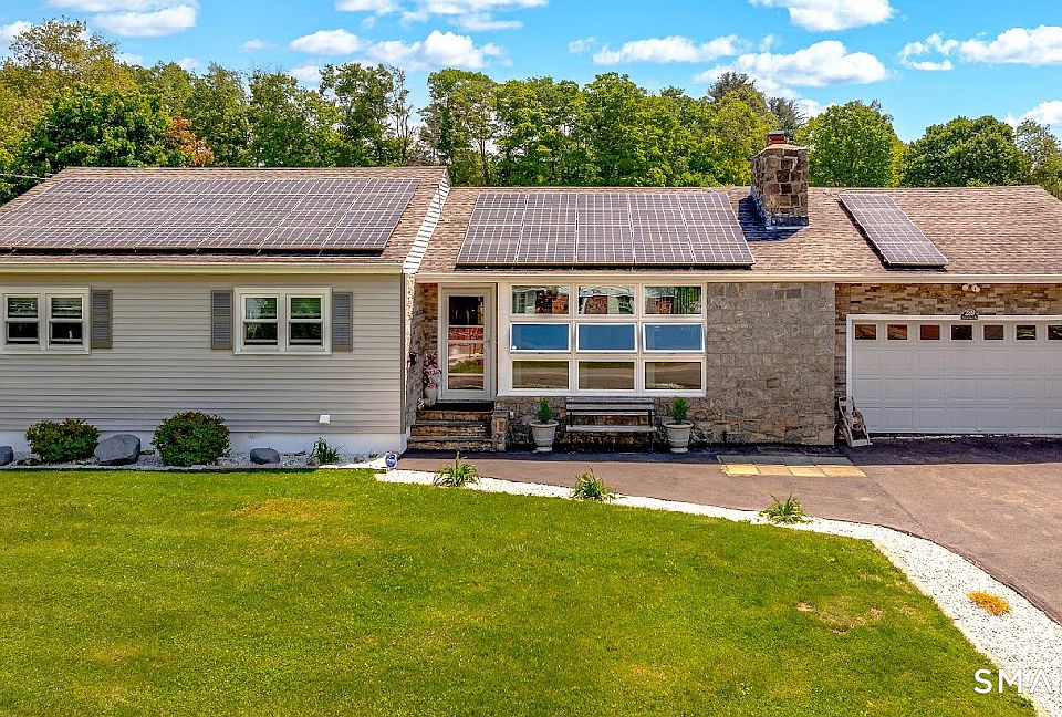 1st image of 289 Pineridge Road