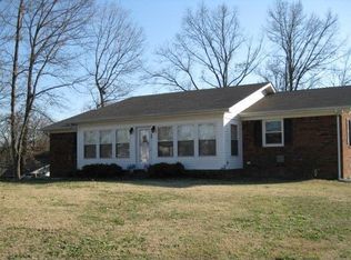 61 Battlefield Rd, Cookeville, TN 38506