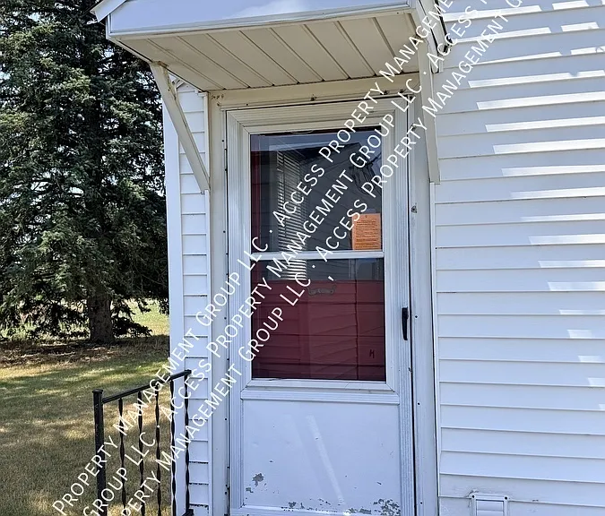 6950 Pierce St — Photo 2
