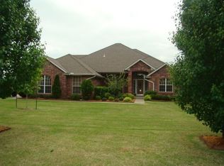 1050 Highland Hills Dr, Norman, OK 73026