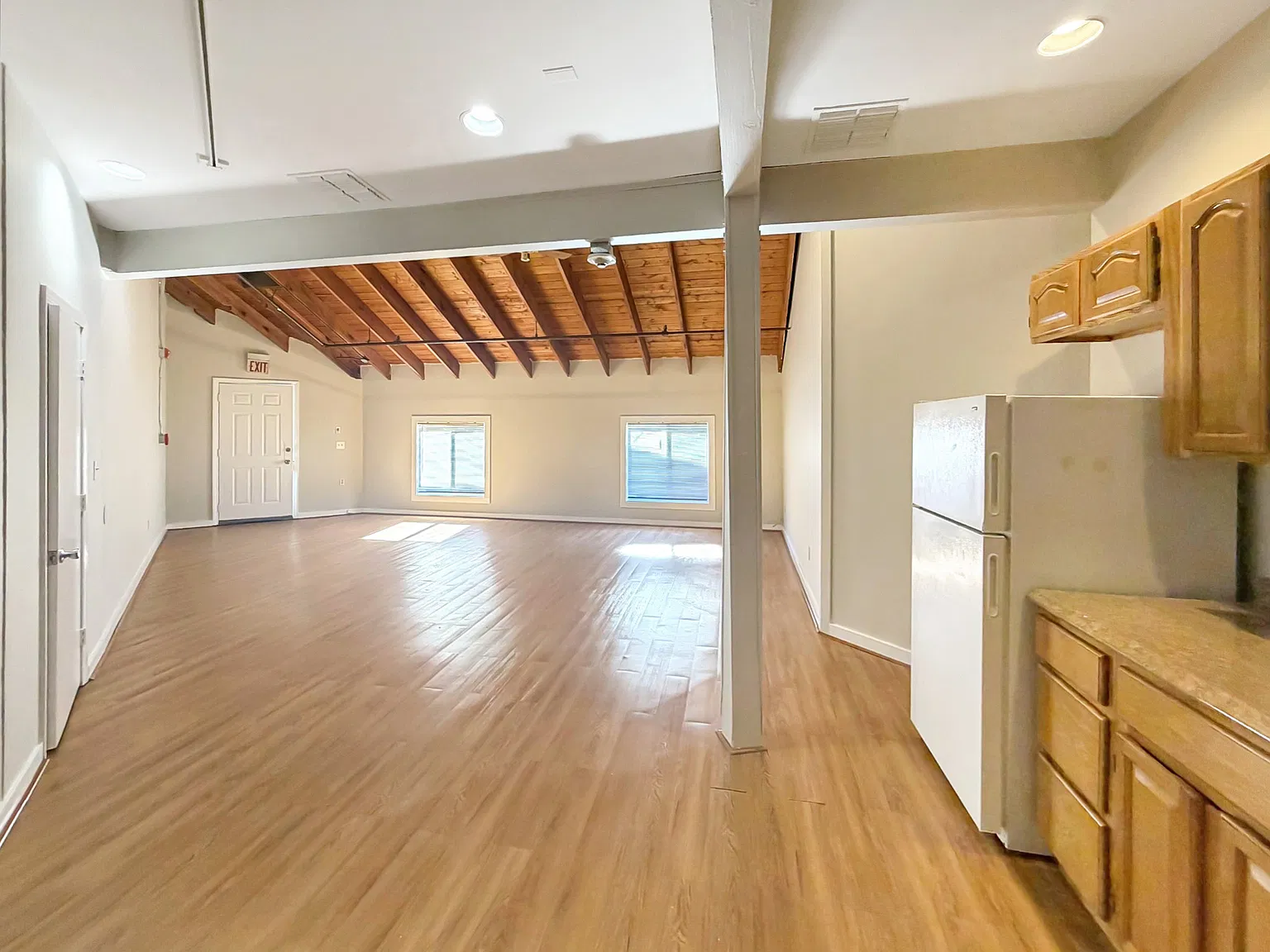 55 Beach St — Photo 3