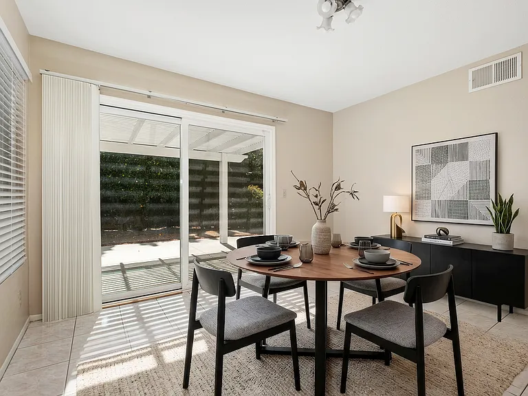 4068 Jeffrey Dr — Photo 11