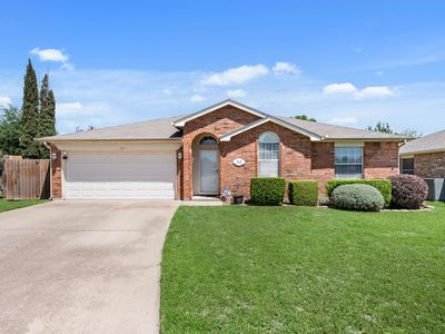312 Comiskey Ct, Saginaw, TX, 76179