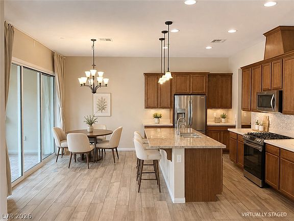 3rd image of 5627 Granollers Dr