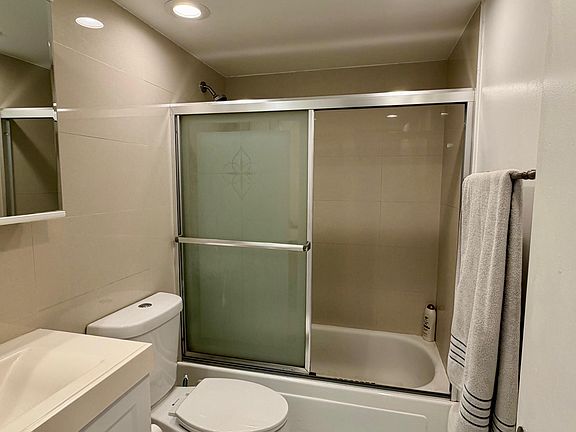 4th image of 3000 Rio Mar St #410
