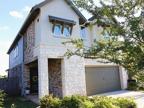 4th image of 352 Mallorn Ln