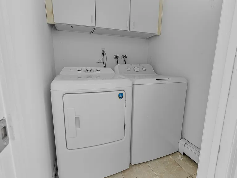 715 E Walnut St #2 — Photo 18