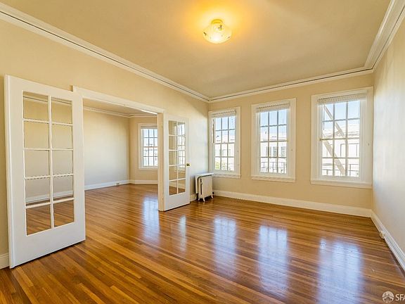 2nd image of 1565 Chestnut St APT 22