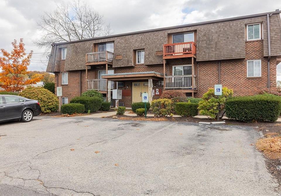 1st image of 10 Josephine St APT 205