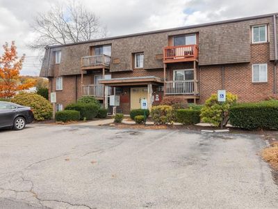 10 Josephine St APT 205, North Providence, RI, 02904