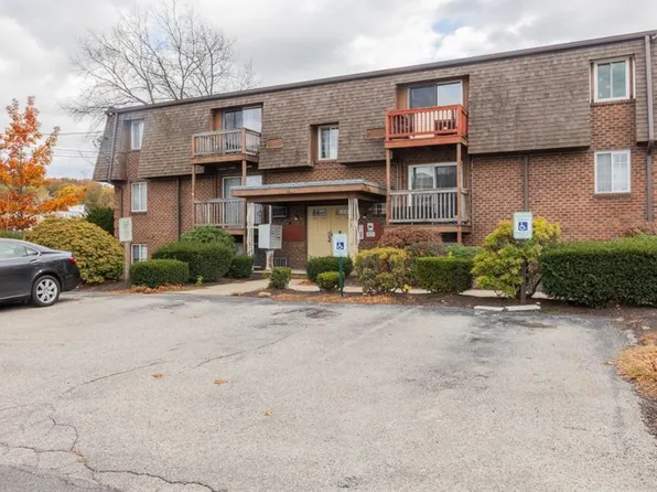 10 Josephine St APT 205, North Providence, RI 02904