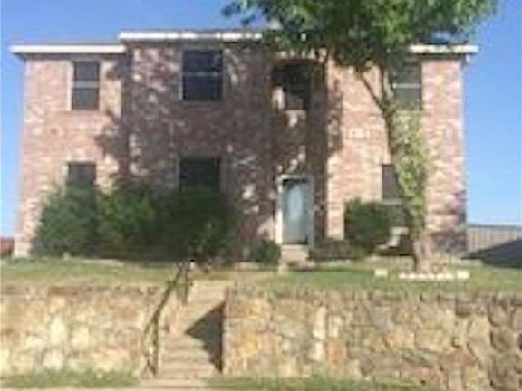 3rd image of 2038 Bentwood Dr