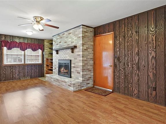 3rd image of 101 Melwood St