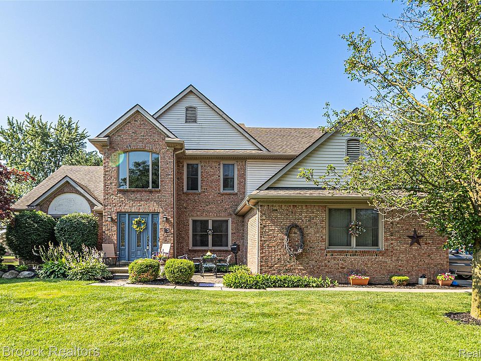 1st image of 14088 Glenwood Dr