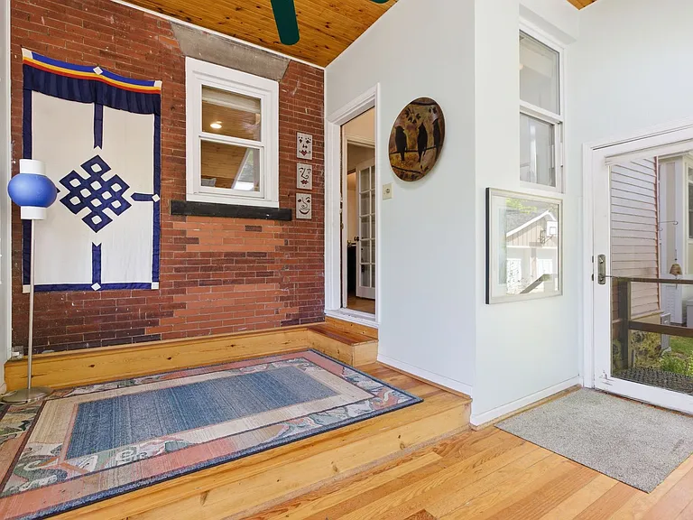 1524 Murray Ave — Photo 22